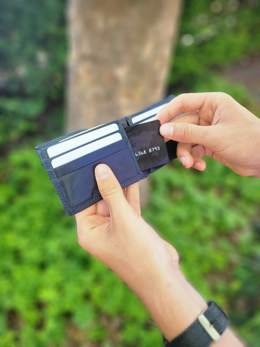 Premium Bi-Fold Wallet, Vintage Finished Leather